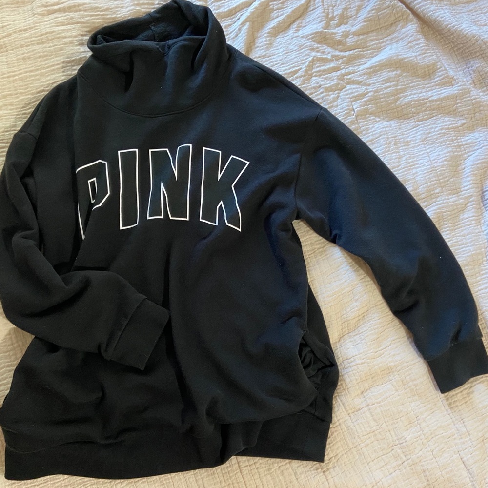 PINK Sweatshirt